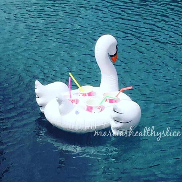 popsugar swan