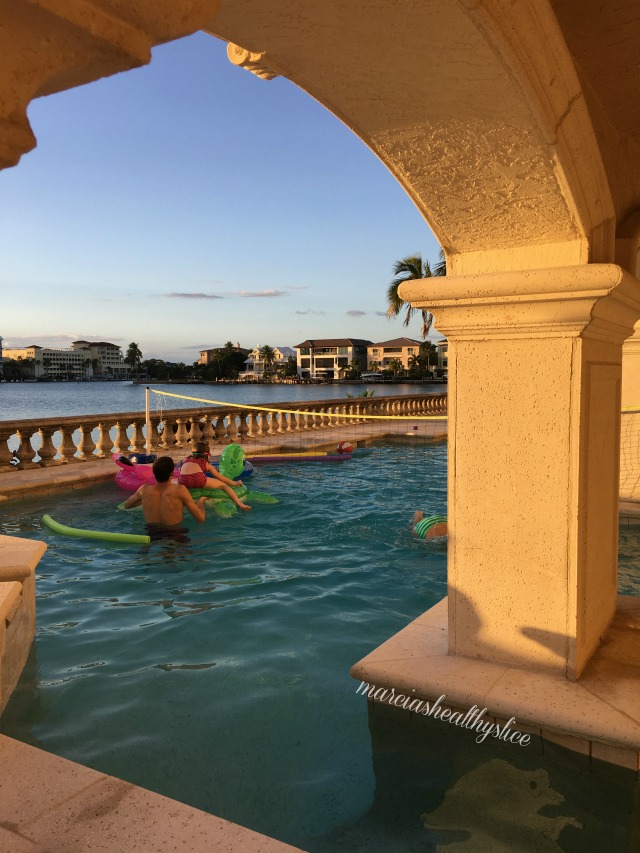 florida-running-pool